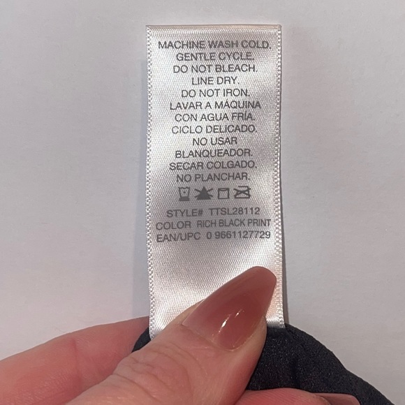 TIME AND TRU Black Floral One Piece Halter Swimsuit L NWOT - Picture 8 of 8